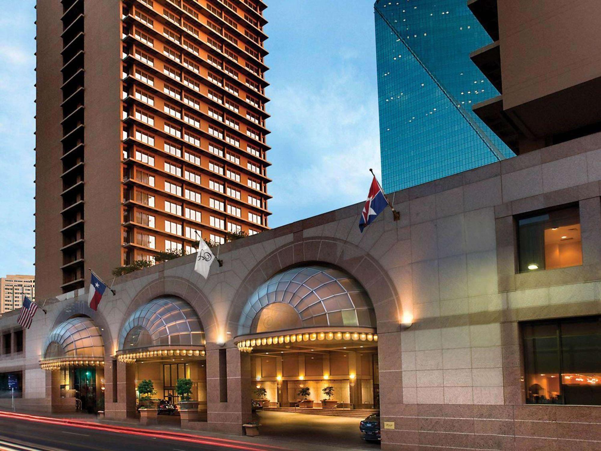Fairmont Dallas Bagian luar foto